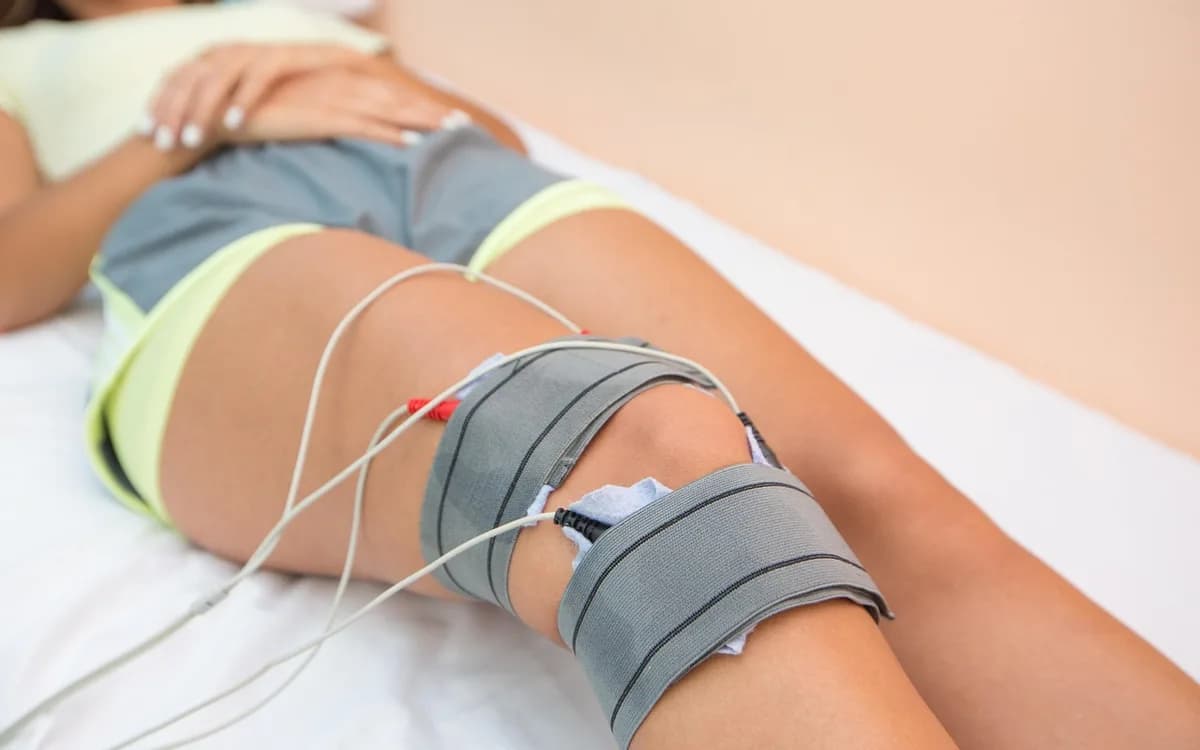 physiotherapy, treatment, legs, knees, pressure, equipment